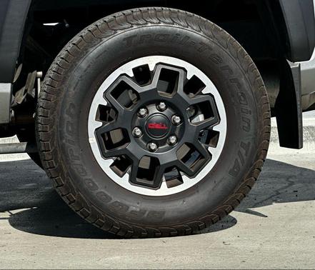 2024 Toyota Tacoma TRD Off Road