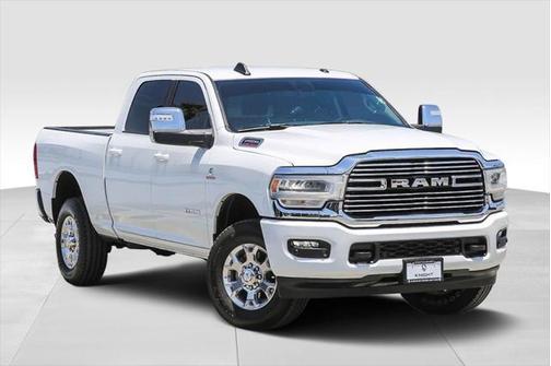 2023 RAM 2500 Laramie Crew Cab 4x4 6'4' Box