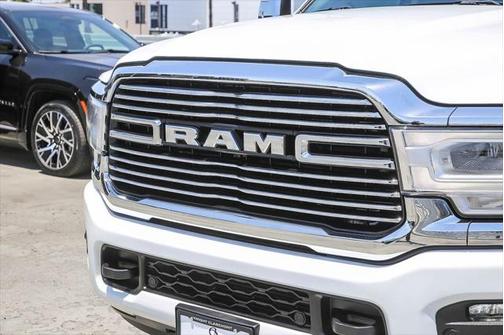 2023 RAM 2500 Laramie Crew Cab 4x4 6'4' Box