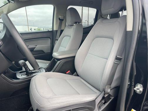 2018 GMC Canyon Base