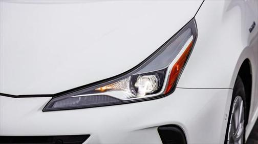 2021 Toyota Prius L
