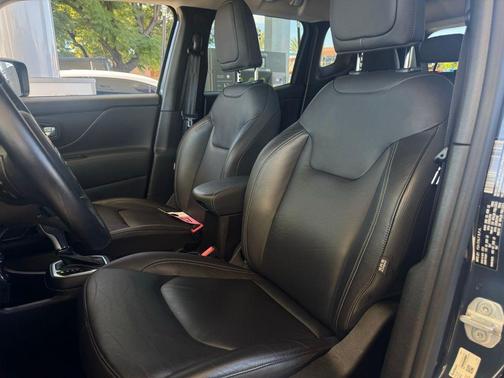 2023 Jeep Renegade Limited