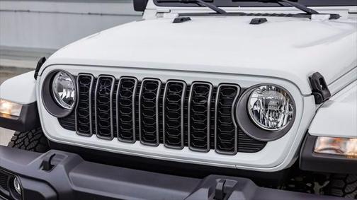 2025 Jeep Gladiator Nighthawk