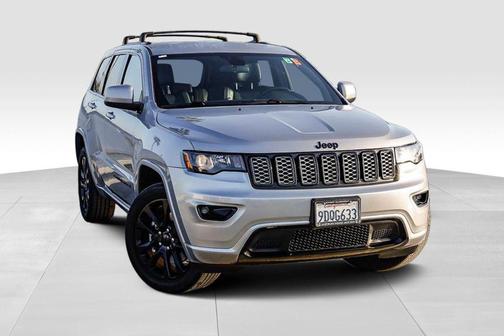 Billet Silver Metallic Clearcoat 2021 Jeep Grand Cherokee Laredo