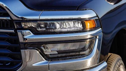 2025 RAM 2500 Tradesman Crew Cab 4x4 6'4' Box
