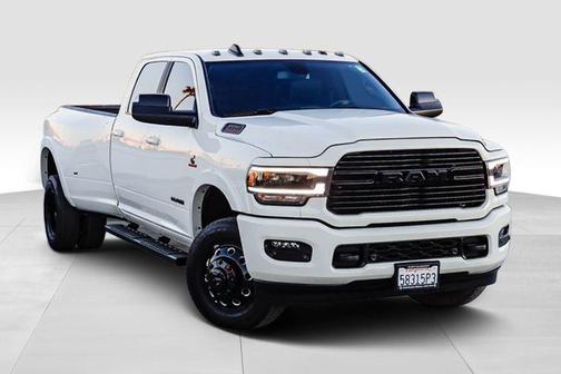 2022 RAM 3500 Laramie Crew Cab 4x4 8' Box