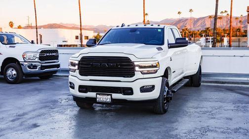 2022 RAM 3500 Laramie Crew Cab 4x4 8' Box
