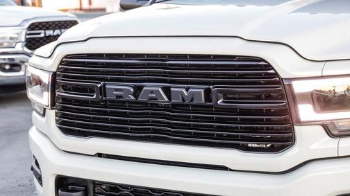 2022 RAM 3500 Laramie Crew Cab 4x4 8' Box