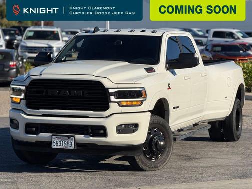 2022 RAM 3500 Laramie Crew Cab 4x4 8' Box