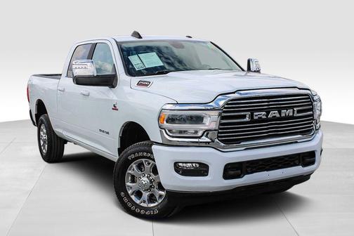Bright White Clearcoat 2024 RAM 2500 Laramie Crew Cab 4x4 6'4' Box