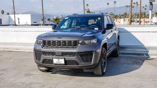 2026 Jeep Grand Cherokee Altitude