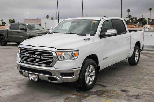 Bright White Clearcoat 2024 RAM 1500 Laramie