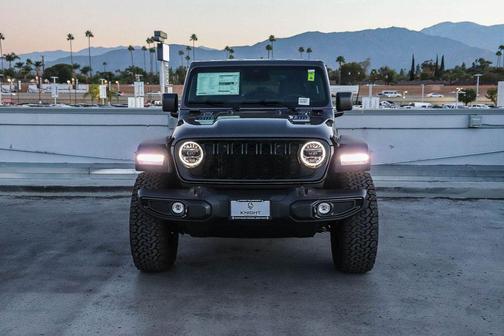 Granite Crystal Metallic Clearcoat 2026 Jeep Wrangler Willys