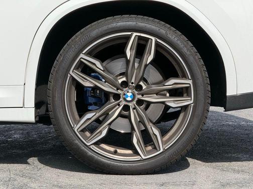 Alpine White 2021 BMW X4 M40i