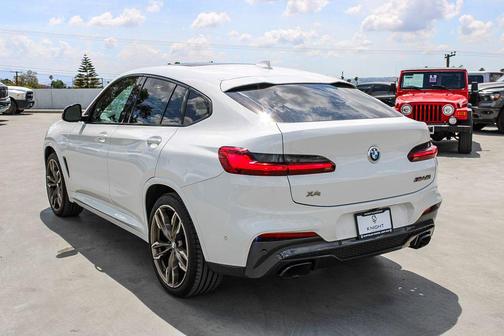 Alpine White 2021 BMW X4 M40i