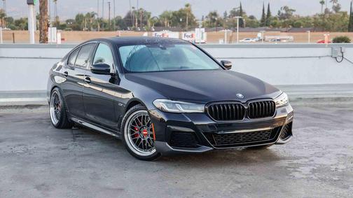 2022 BMW 530e Base