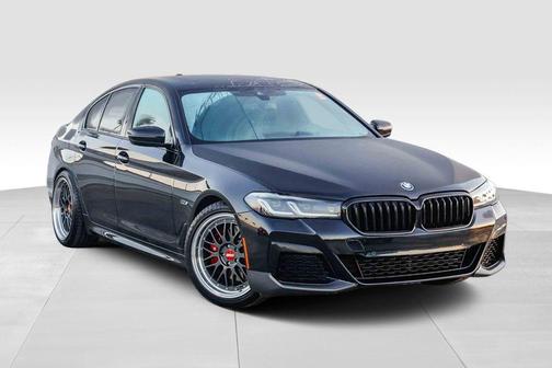 2022 BMW 530e Base