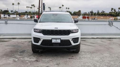 2025 Jeep Grand Cherokee Altitude