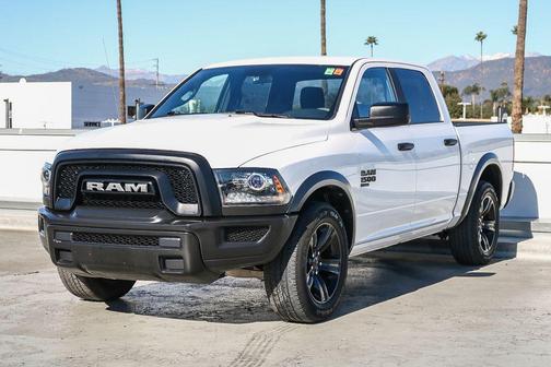 2024 RAM 1500 Classic Warlock Crew Cab 4x2 5'7' Box
