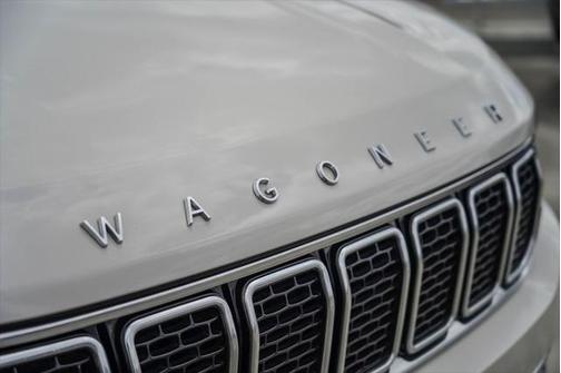 2022 Jeep Wagoneer Series III 4x4