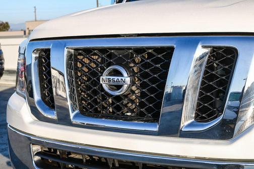 2016 Nissan NV Passenger NV3500 HD S V8