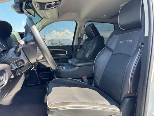 2024 RAM 2500 Laramie Crew Cab 4x4 6'4' Box