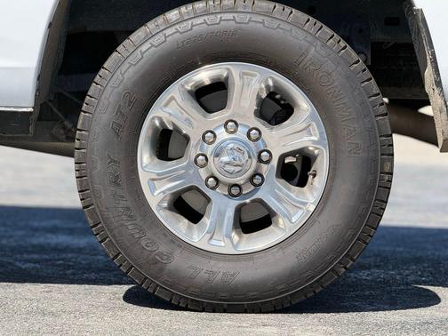 2023 RAM 2500 Big Horn Crew Cab 4x4 6'4' Box