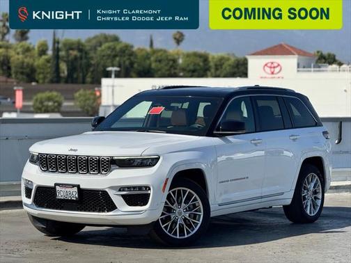 2022 Jeep Grand Cherokee Summit