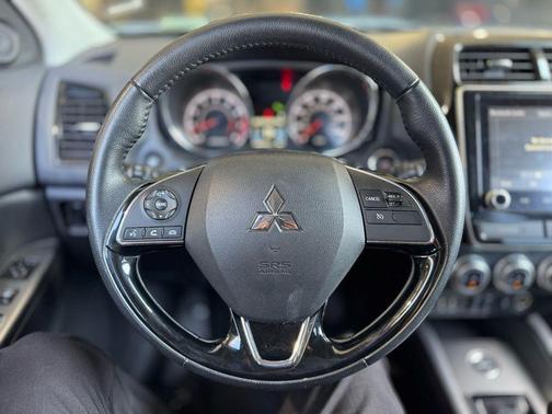 2024 Mitsubishi Outlander Sport SE