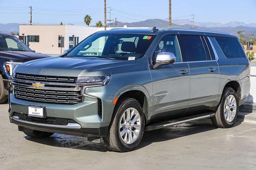 2023 Chevrolet Suburban Premier