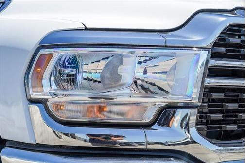 2023 RAM 2500 Big Horn Crew Cab 4x4 6'4' Box