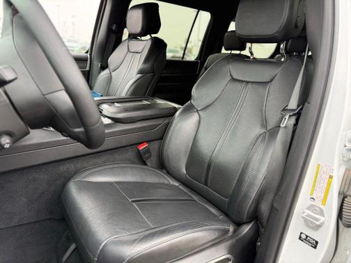 2024 Jeep Wagoneer Series III 4x4