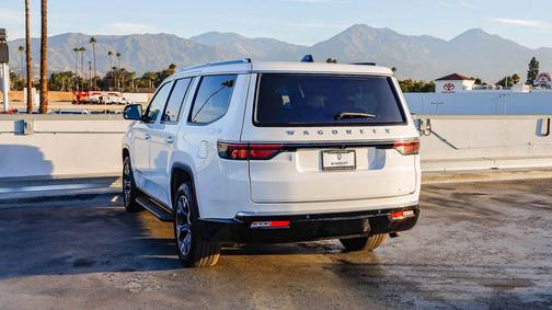 2024 Jeep Wagoneer Series III 4x4