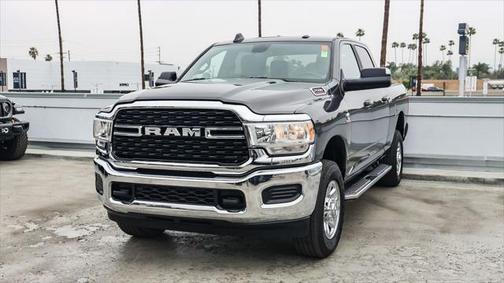 2022 RAM 2500 Big Horn Crew Cab 4x4 6'4' Box
