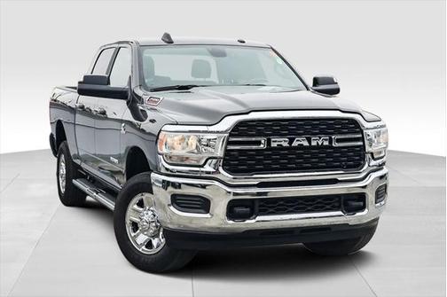 2022 RAM 2500 Big Horn Crew Cab 4x4 6'4' Box
