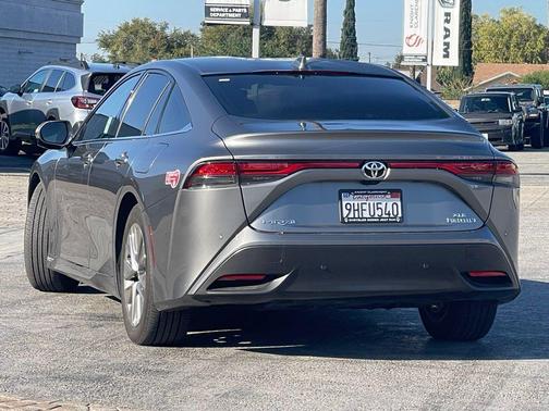 2023 Toyota Mirai Base