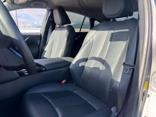 2023 Toyota Mirai Base
