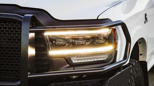 2022 RAM 2500 Laramie Crew Cab 4x4 6'4' Box