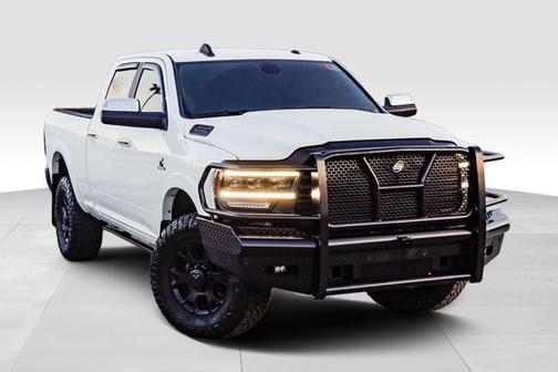 2022 RAM 2500 Laramie Crew Cab 4x4 6'4' Box