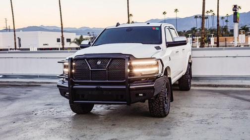 2022 RAM 2500 Laramie Crew Cab 4x4 6'4' Box