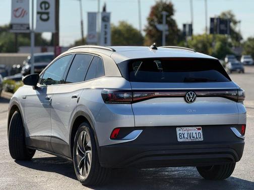 2021 Volkswagen ID.4 Pro