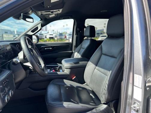 Sterling Gray Metallic 2025 Chevrolet Tahoe 4WD Z71