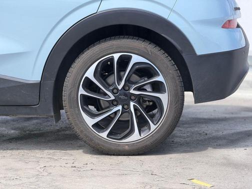 Ice Blue Metallic 2022 Chevrolet Bolt EUV FWD Premier