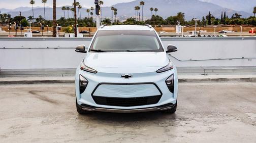 Ice Blue Metallic 2022 Chevrolet Bolt EUV FWD Premier