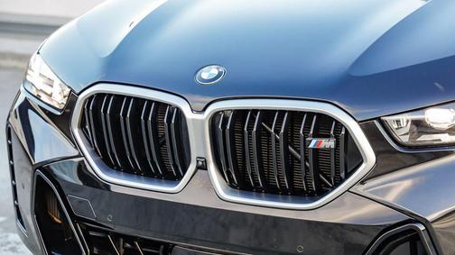 2024 BMW X6 M60i