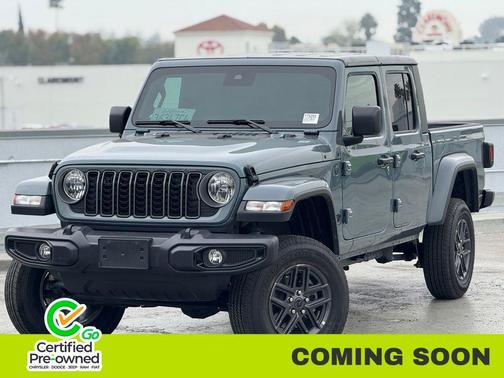 2024 Jeep Gladiator Sport S
