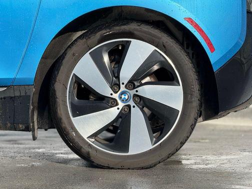 2017 BMW i3 94 Ah w/Range Extender