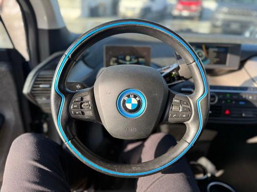 2017 BMW i3 94 Ah w/Range Extender