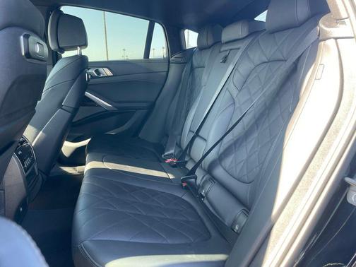 2024 BMW X6 xDrive40i