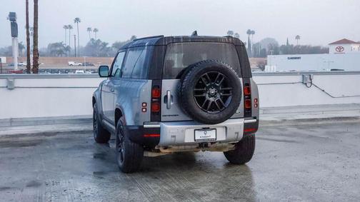 2023 Land Rover Defender 90 S